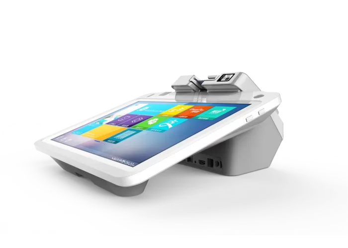 pax e700
